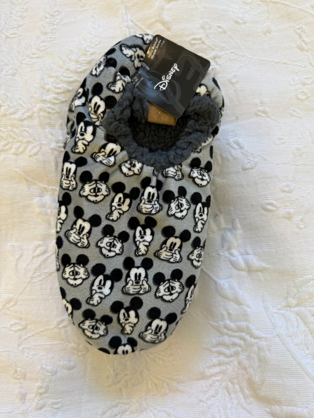 NWT Disney Mickey Mouse Fuzzy Babba Slipper Socks Men's M/L 7.5-9.5